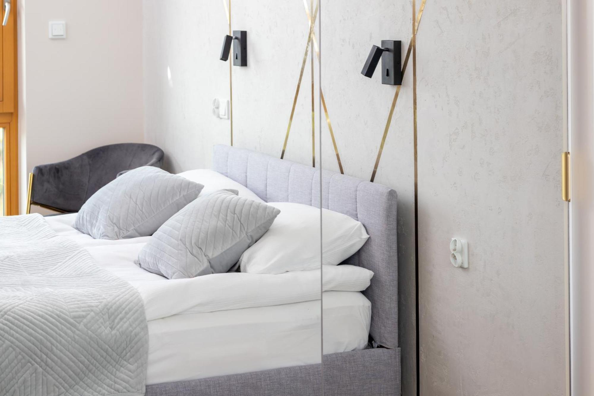 Sienna Grobla Apartment With View Of The Motlawa Terrace & Sauna, Gym By Noclegi Renters 格但斯克 外观 照片